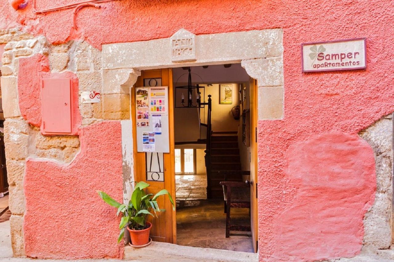 Apartamentos Casa Samper 산타 에우랄리아 데 갈레고 외부 사진