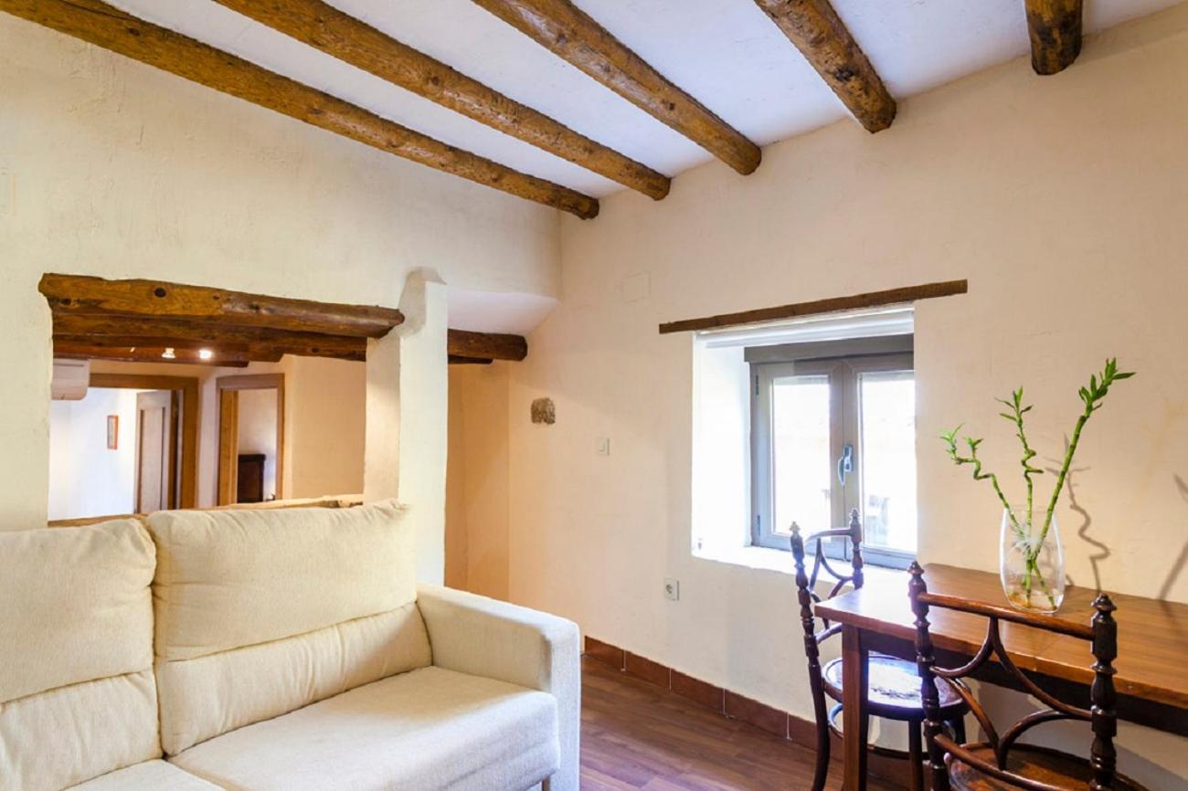 Apartamentos Casa Samper 산타 에우랄리아 데 갈레고 객실 사진