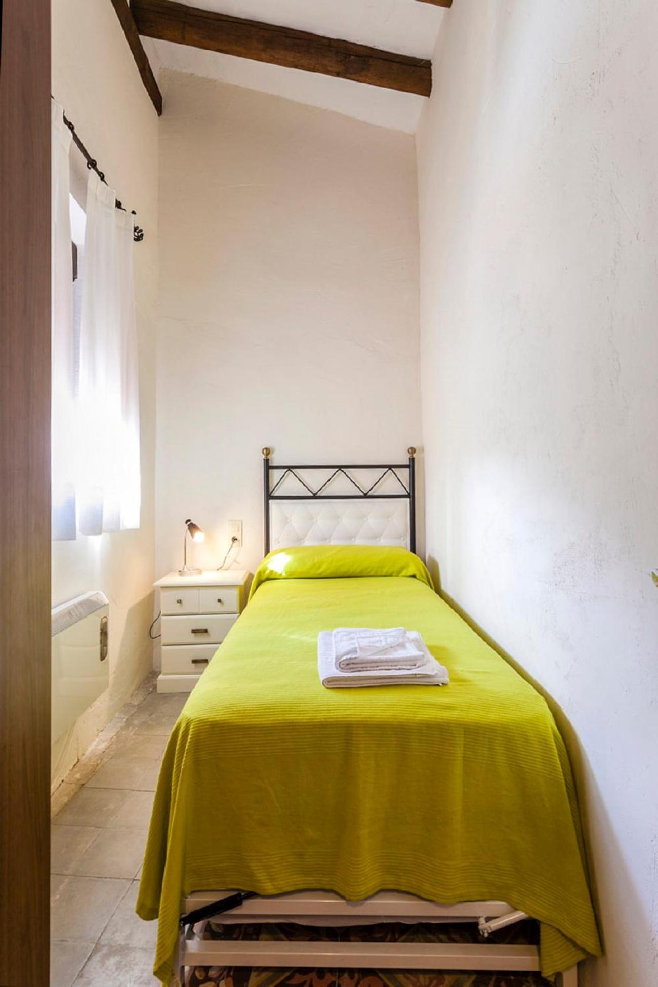 Apartamentos Casa Samper 산타 에우랄리아 데 갈레고 객실 사진