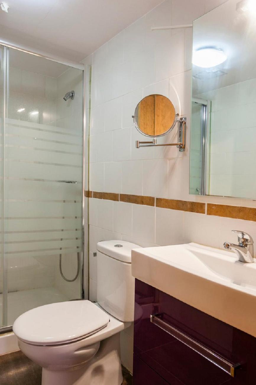 Apartamentos Casa Samper 산타 에우랄리아 데 갈레고 객실 사진